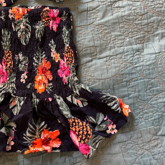 Floral Skirt and Tank Top Set - Picture 3 of 7